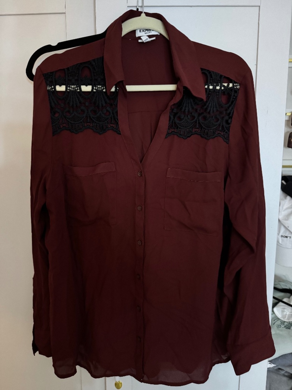 Express Portofino Shirt XL Burgundy Black Lace Shoulder Button Down